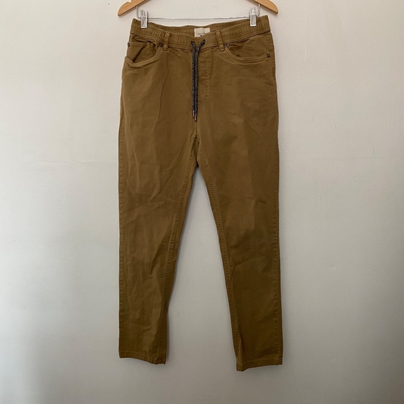 Civil Society Edwin Slouch Straight Leg Flat Front Casual Pants in Camel - Picture 2 of 6